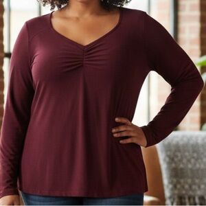 💙 NIBag Eye Candy Deep Red Ruched V Neck Keyhole Blouse